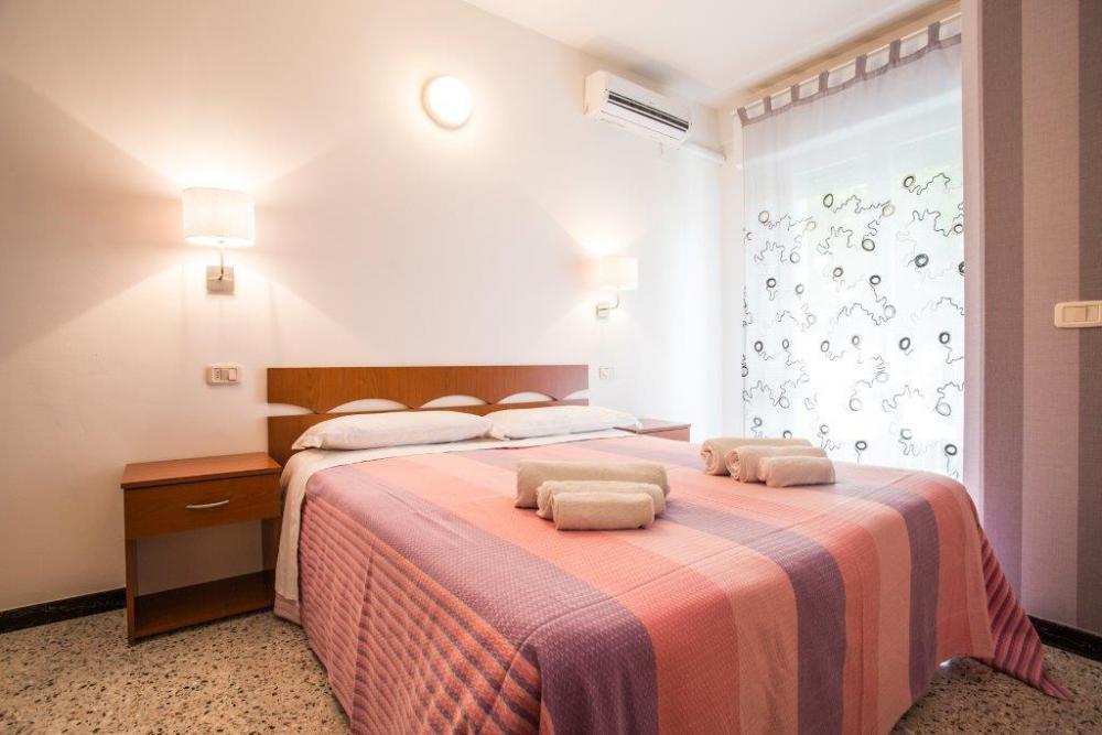 Hotel Hollywood Riccione Exterior foto